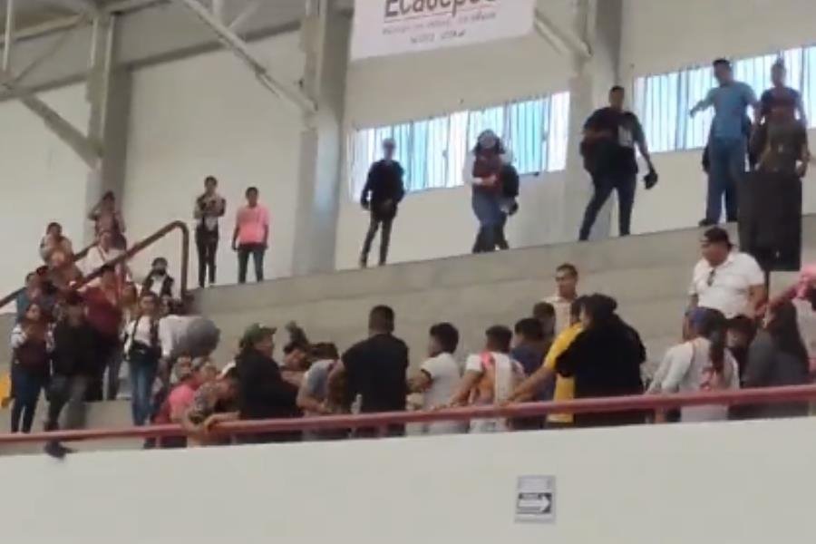 Evento de Delfina Gómez en Ecatepec termina en trifulca