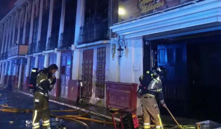 Mueren al menos 13 personas en incendio de discoteca en España