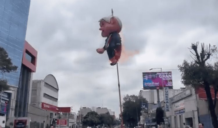 Condena Madrazo quema de piñata de AMLO durante manifestaciones de trabajadores del Poder Judicial