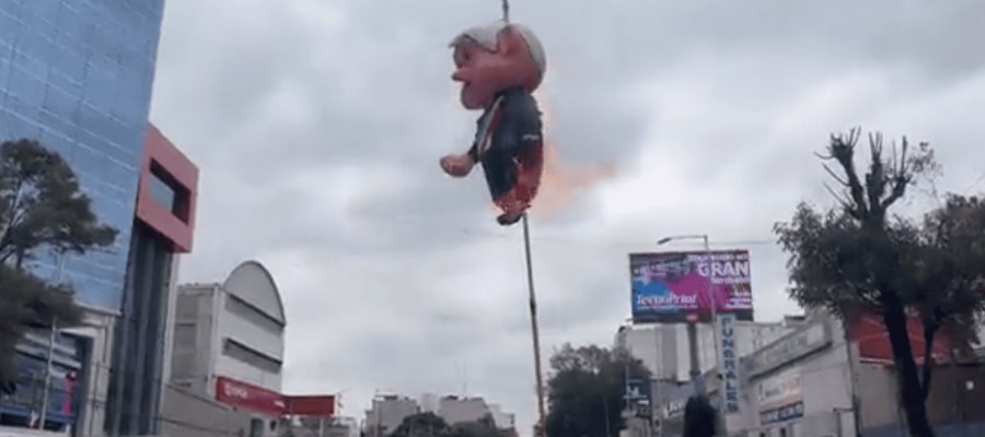 Condena Madrazo quema de piñata de AMLO durante manifestaciones de trabajadores del Poder Judicial