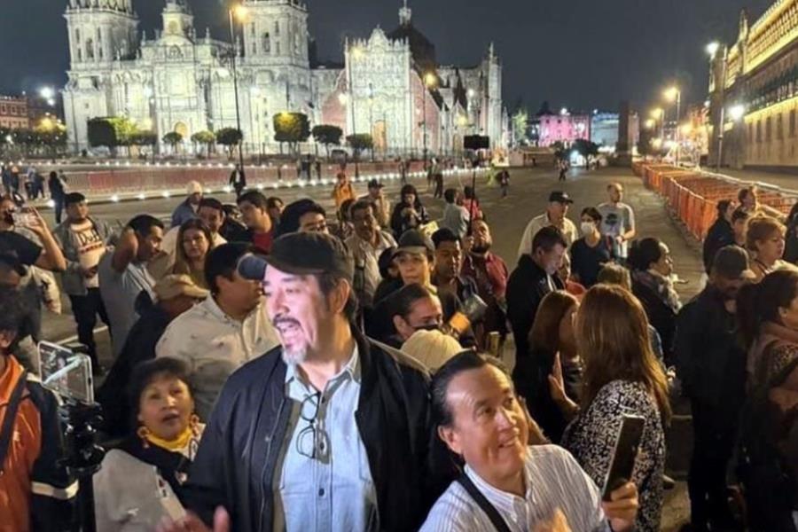 Simpatizantes le adelantan las “mañanitas” a AMLO