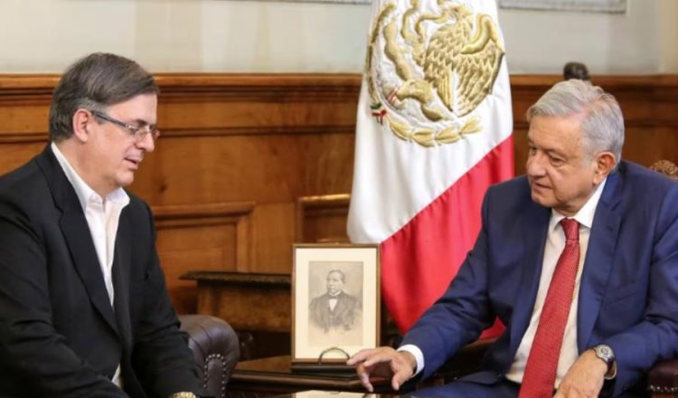 Pide AMLO no presionar a Ebrard sobre su futuro en Morena