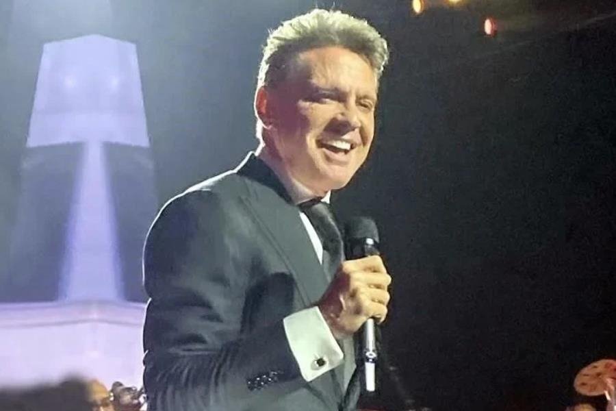 Previo a gira por México, Luis Miguel ofrece concierto privado