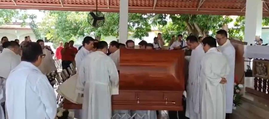 Ilusión del padre Joaquín era volver a su tierra, asegura obispo en misa de despedida al sacerdote