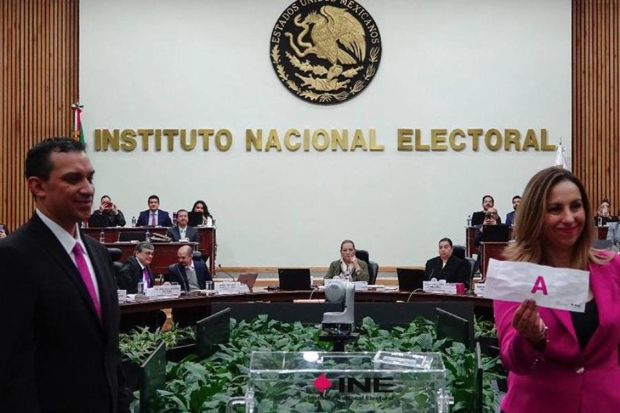 Nacidos en marzo y abril con apellido con “A” serán funcionarios de casilla: INE