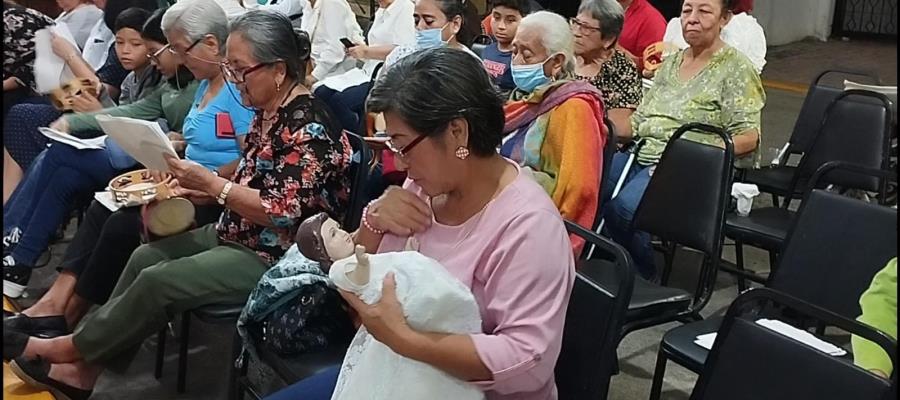 Con rezo para arrullar al Niño Dios festejan creyentes “Día de la Candelaria”