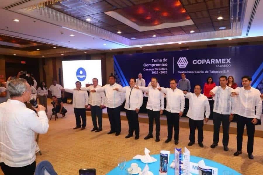 Rinden toma de compromiso a nuevo consejo directivo de Coparmex Tabasco para periodo 2023-2025