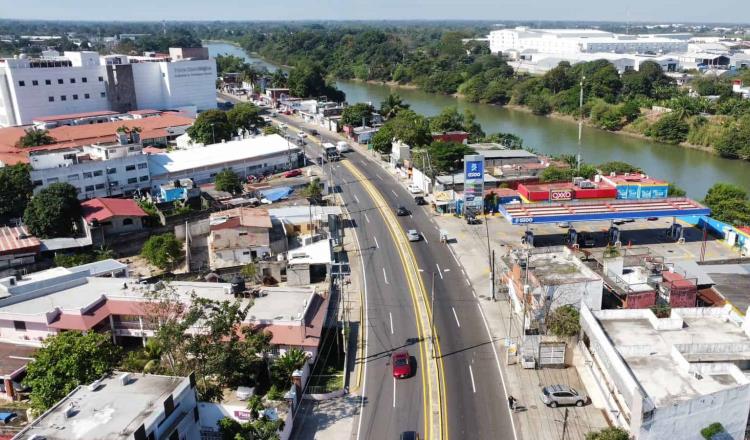 Reconstruyen pavimento en tramo de periférico al Juan Graham