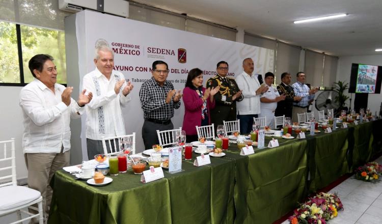 Celebran en Tabasco 111 aniversario del Ejército Mexicano