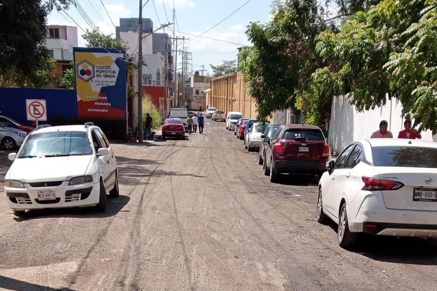 Rehabilita Centro pavimentación de la Cerrada Esperanza Iris