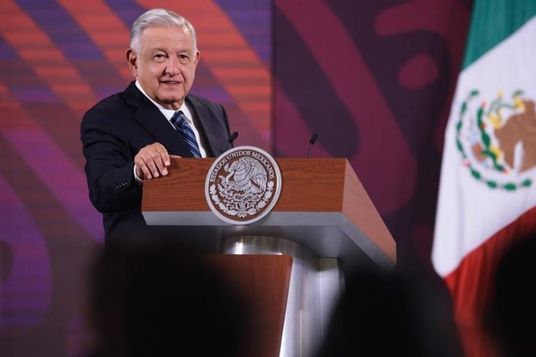 Exhorta Obrador a inversores “no dejarse engañar” ante volatilidad económica por reforma al Judicial