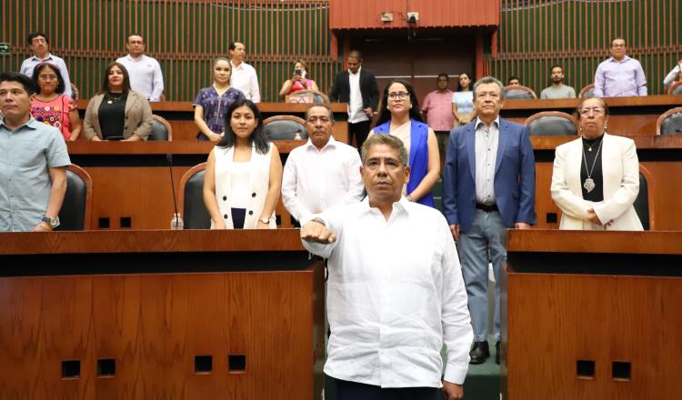 Nombran a Zipacná Jesús Torres como nuevo fiscal de Guerrero