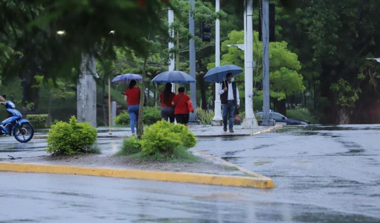 Bandas nubosas del huracán Beryl propiciaría lluvias muy fuertes para Tabasco