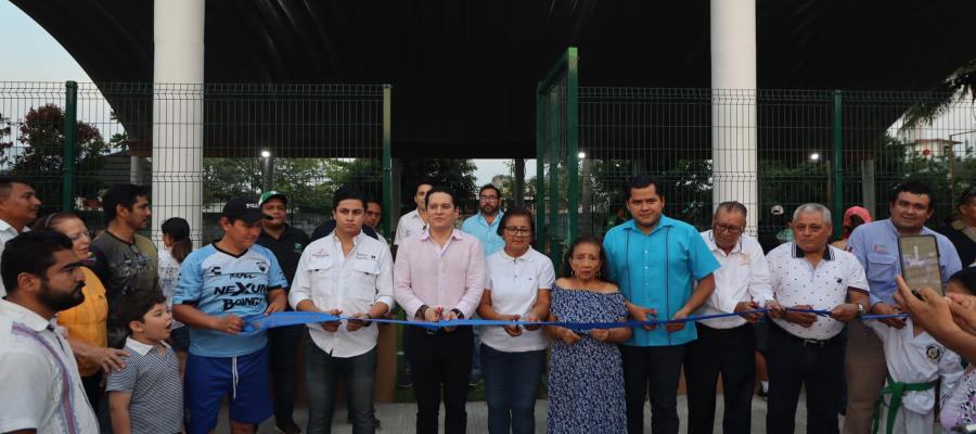 Entrega Chelo Cano obra deportiva en Cunduacán Entrega Chelo Cano obra deportiva en Cunduacán