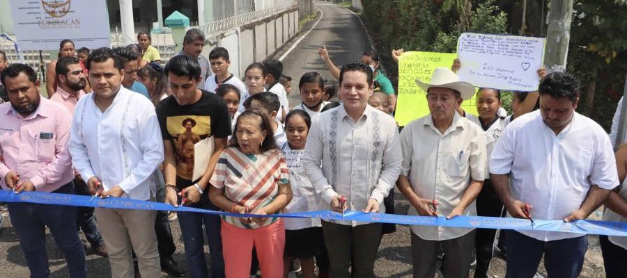 Gobierno de Cunduacán entrega obra en la localidad José María Pino Suárez Gobierno de Cunduacán entrega obra en la localidad José María Pino Suárez