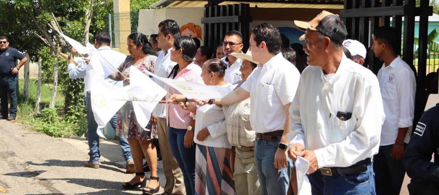 Inicia Obra de Rehabilitación de camino en Ejido San Eligio Inicia Obra de Rehabilitación de camino en Ejido San Eligio