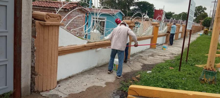 Comienza limpieza del panteón municipal de Cunduacán