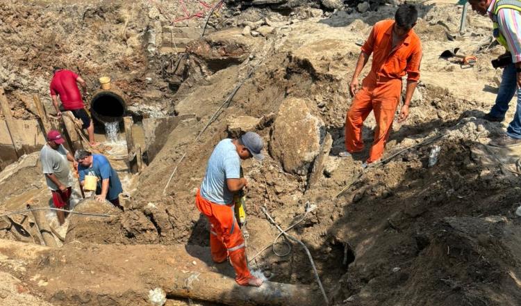 Reactivan servicio de agua potable en primer cuadro de Villahermosa