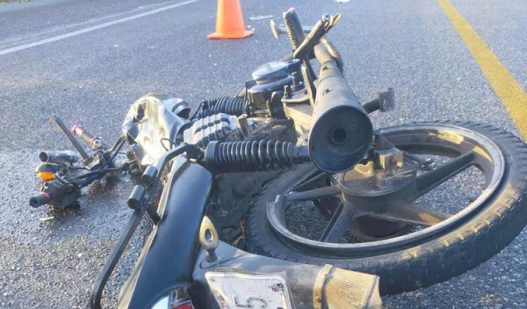 Muere motociclista tras chocar con autobús en la Villahermosa-Frontera