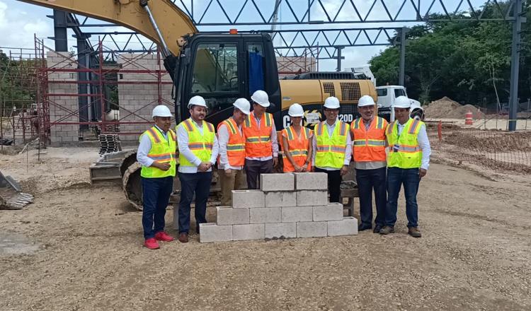 Colocan primera piedra de Bodega Aurrera en Macultepec y anuncian dos sucursales más