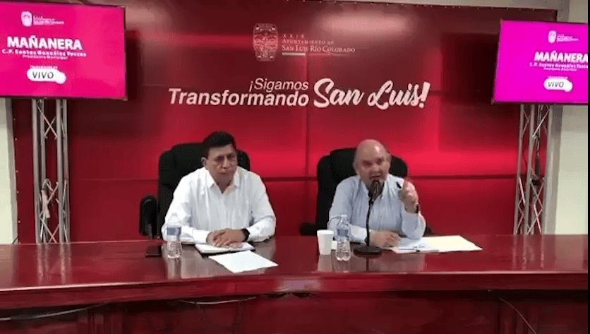 ¡Quítenle el micrófono!: Alcalde de San Luis Río Colorado “calla” a reportero en rueda de prensa
