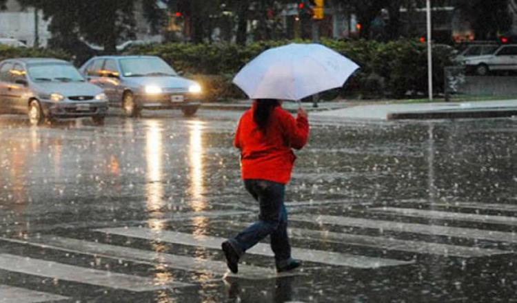 Sábado entra el primer frente frío, dejará 4 días de lluvias en el sureste