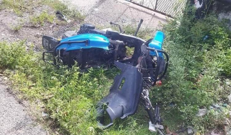 Menor muere y su mamá es gravemente herida tras accidente en motocicleta en Centro