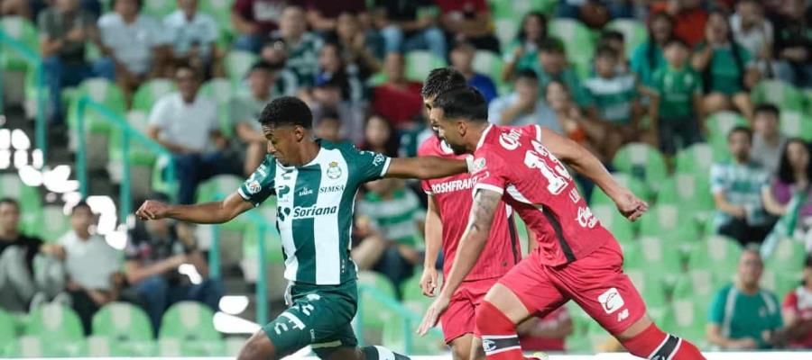 Pumas, Santos y Tigres ganan en cierre de jornada 9 de Liga Mx Pumas, Santos y Tigres ganan en cierre de jornada 9 de Liga Mx