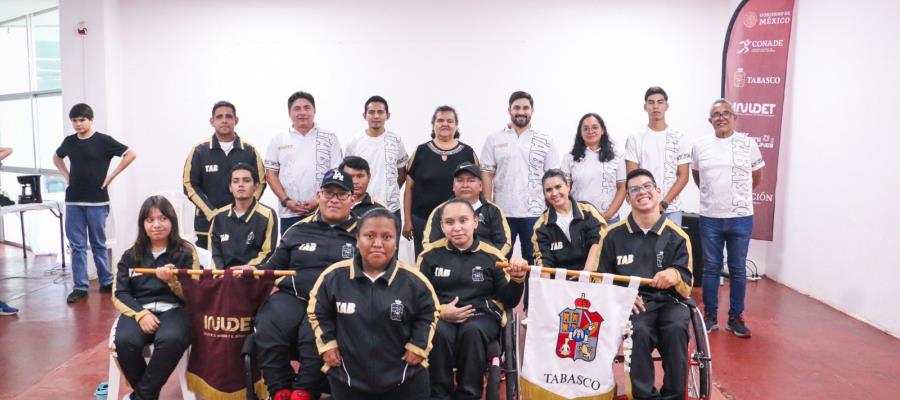 Abanderan a delegación tabasqueña de paratletismo que competirá en Oaxaca