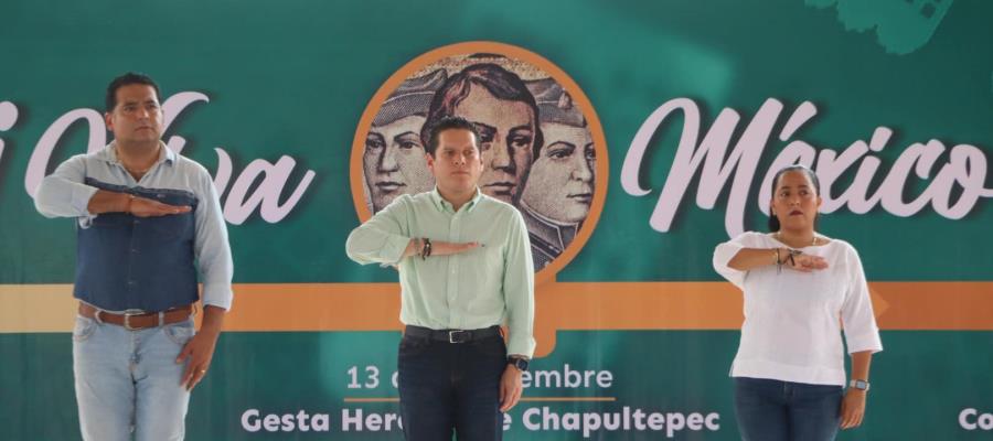 Rinde Chelo Cano homenaje a los Niños Héroes de Chapultepec