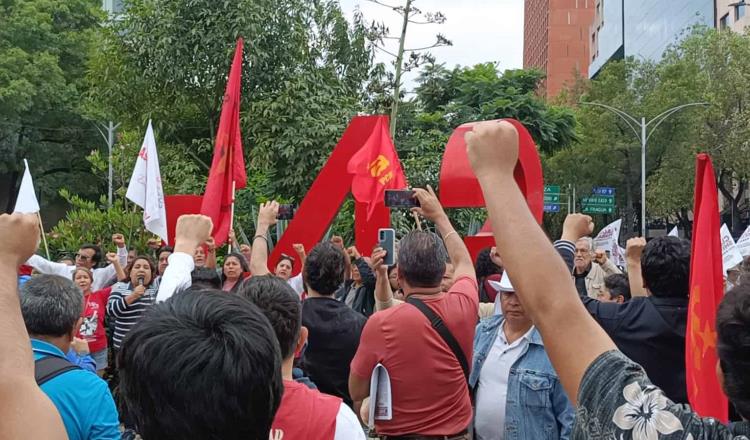 Marcha la CNTE y pide a Sheinbaum atender demandas incumplidas por AMLO