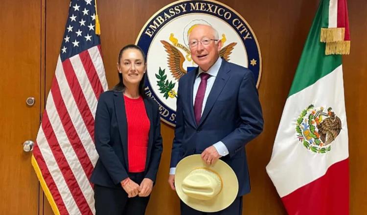 “Primera mujer presidenta, nos brinda esperanza como región”: Ken Salazar