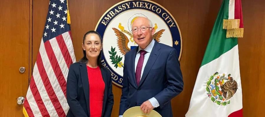 “Primera mujer presidenta, nos brinda esperanza como región”: Ken Salazar