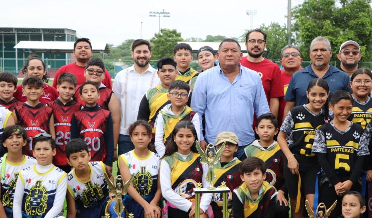 Inauguran Liga NFL Flag de Tochito con 12 equipos participantes