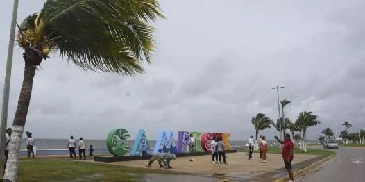 Viajera experimenta paso de Milton por Campeche a bordo de su camper Viajera experimenta paso de Milton por Campeche a bordo de su camper