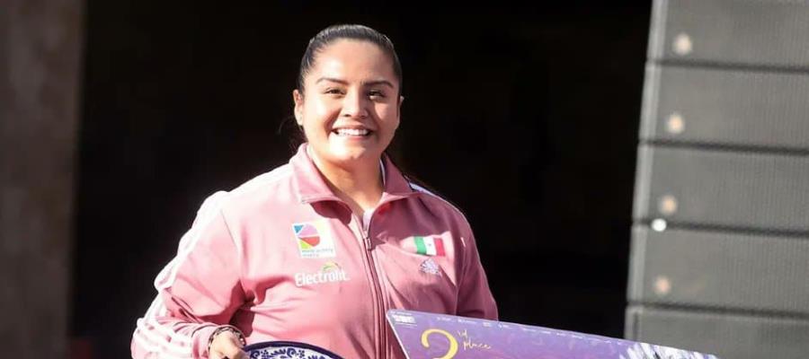 Mexicana Dafne Quintero gana 3er lugar en Copa del Mundo de Tiro con Arco