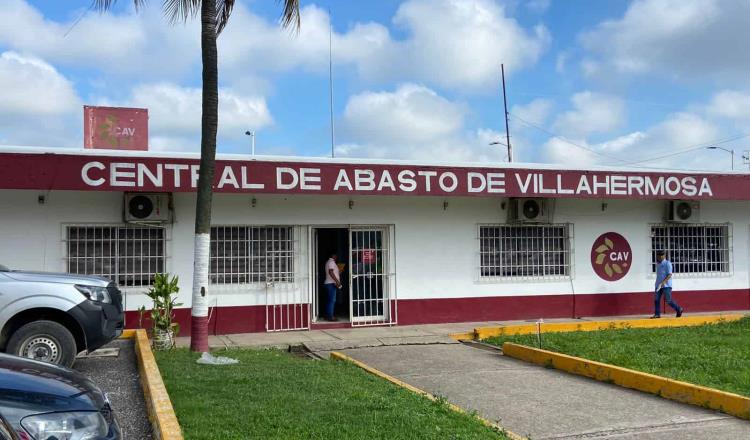 Balean a hombre en Central de Abasto de Villahermosa