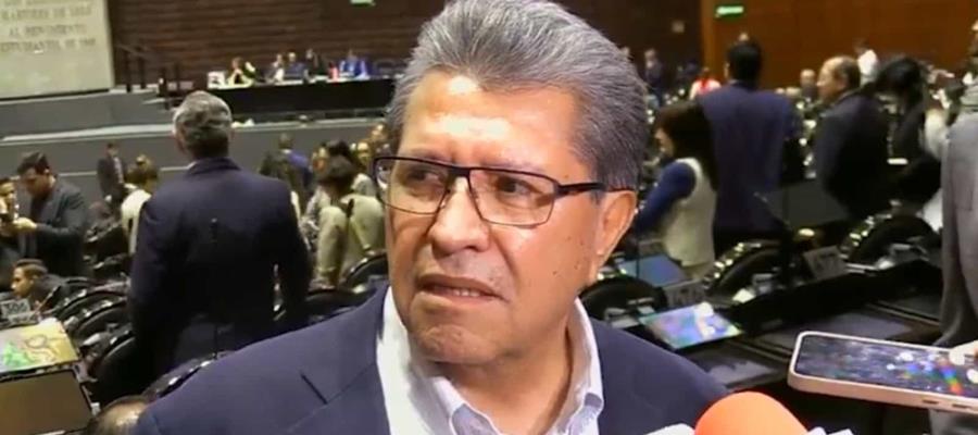 “No soy hipócrita, a veces uso ese tipo de aeronaves”: Monreal