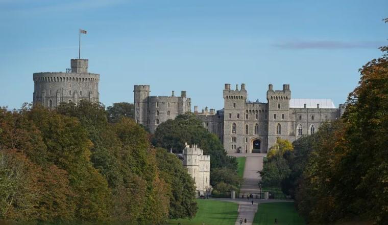 Entran a robar al castillo de Windsor, se llevan dos vehículos