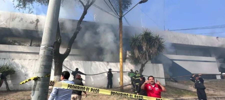 Se registra incendio en bodega de la FGJ de CDMX