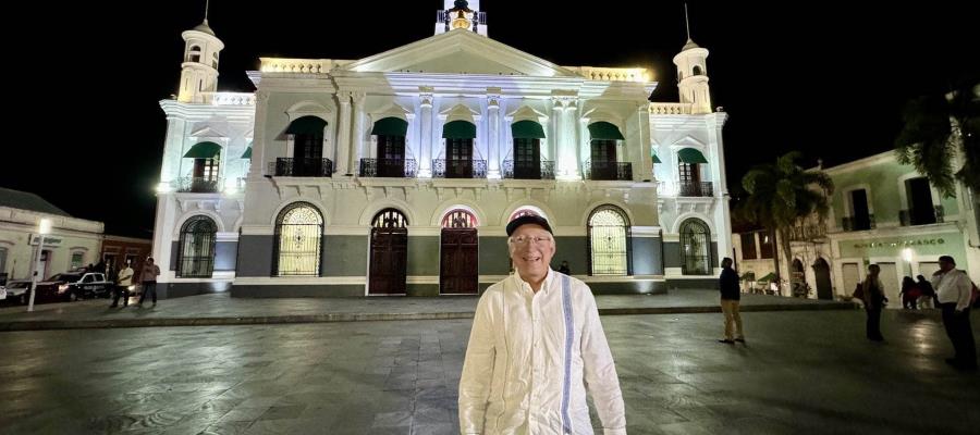 Ken Salazar embajador de EE.UU. en México, visita Tabasco en época navideña