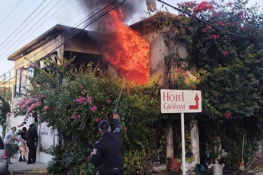 Se incendia vivienda en la colonia Magisterial