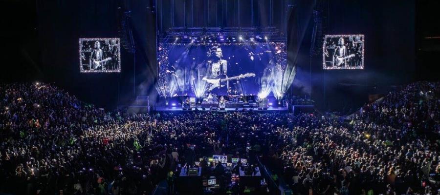 Caifanes critica sacrificio de fauna por el Tren Maya, durante concierto en el Palacio de los Deportes