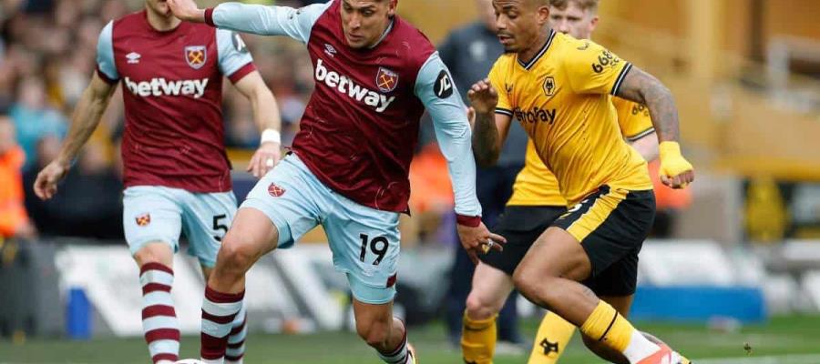 West Ham vence a los Wolves con Edson Álvarez como titular