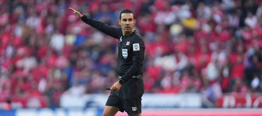 César Arturo Ramos pitará la gran final entre Rayados y América