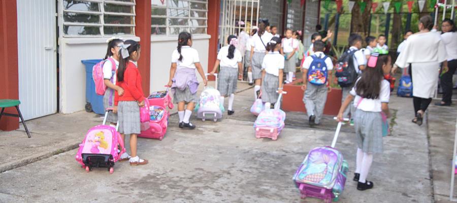 Inician vacaciones decembrinas más de 500 mil estudiantes de básica en Tabasco