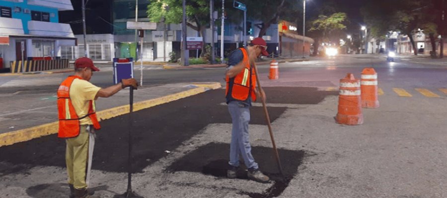 Inicia Centro trabajos de bacheo en cuatro colonias de Villahermosa