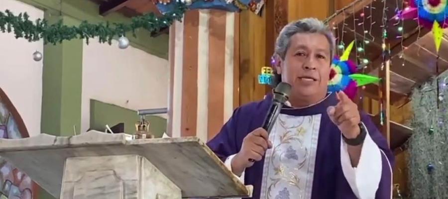 “No extorsionen, confórmense con sus salarios”: sacerdote a tránsitos