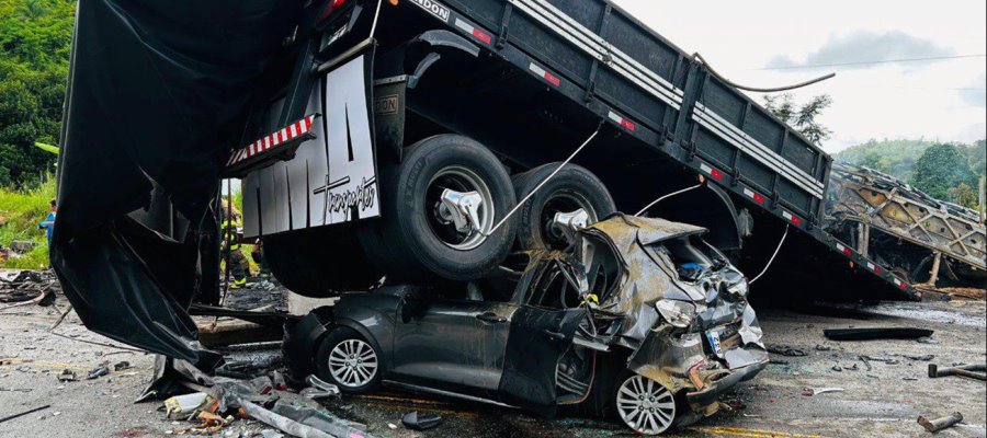 Al menos 38 muertos deja accidente de autobús en Brasil