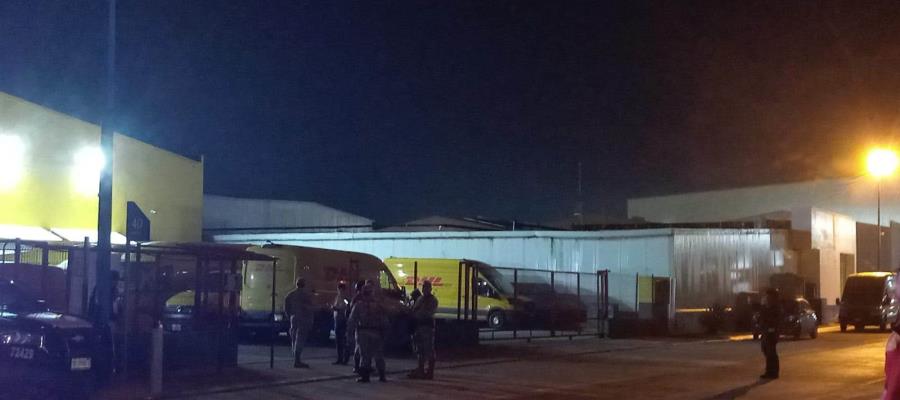 Sospecha de artefacto explosivo genera movilización policial en bodega de DHL de Anacleto Canabal